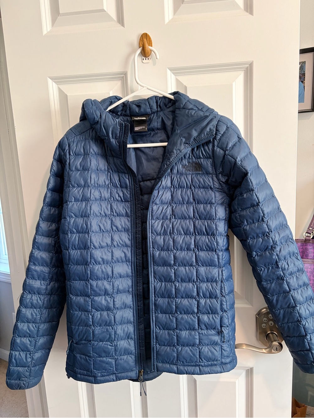 The North Face Women’s Blue Insulated Packable Jacket
